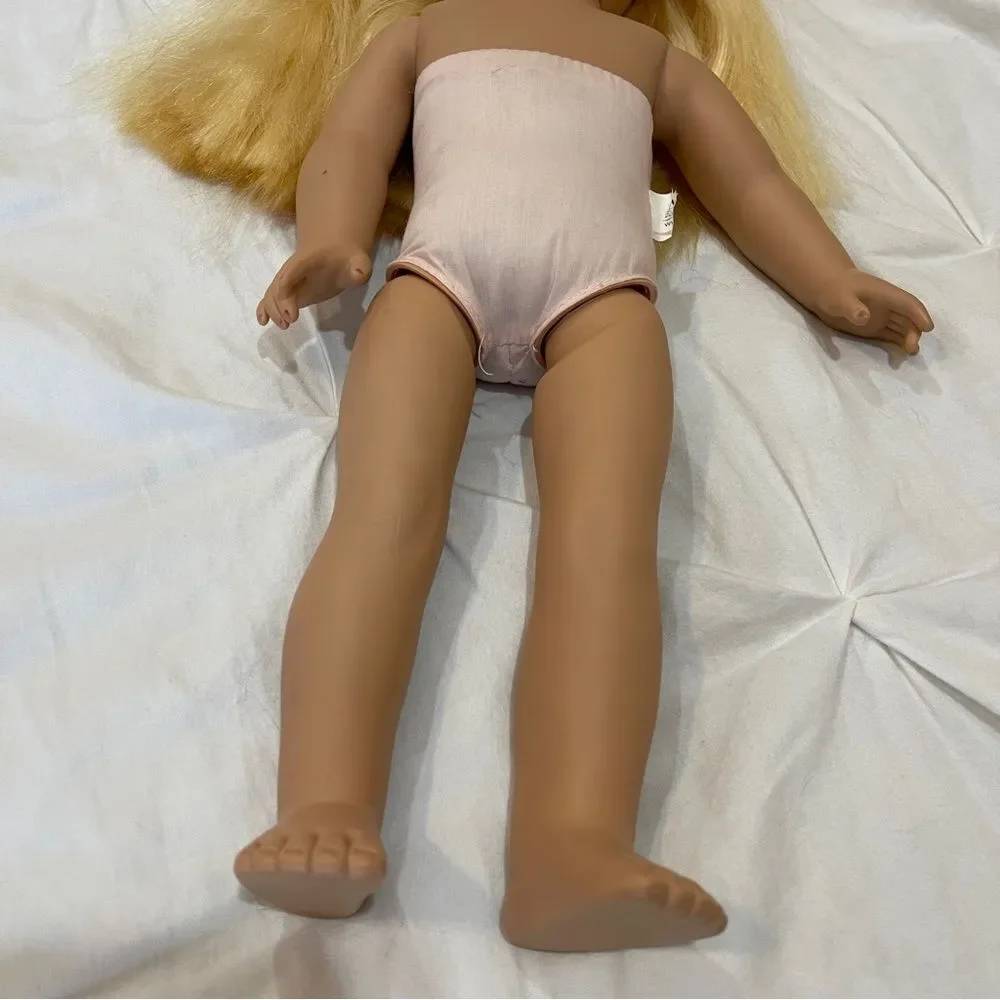 Madame Alexander Doll Company 18 in Blonde Hair Blue Eyes custom Made Dress 2009